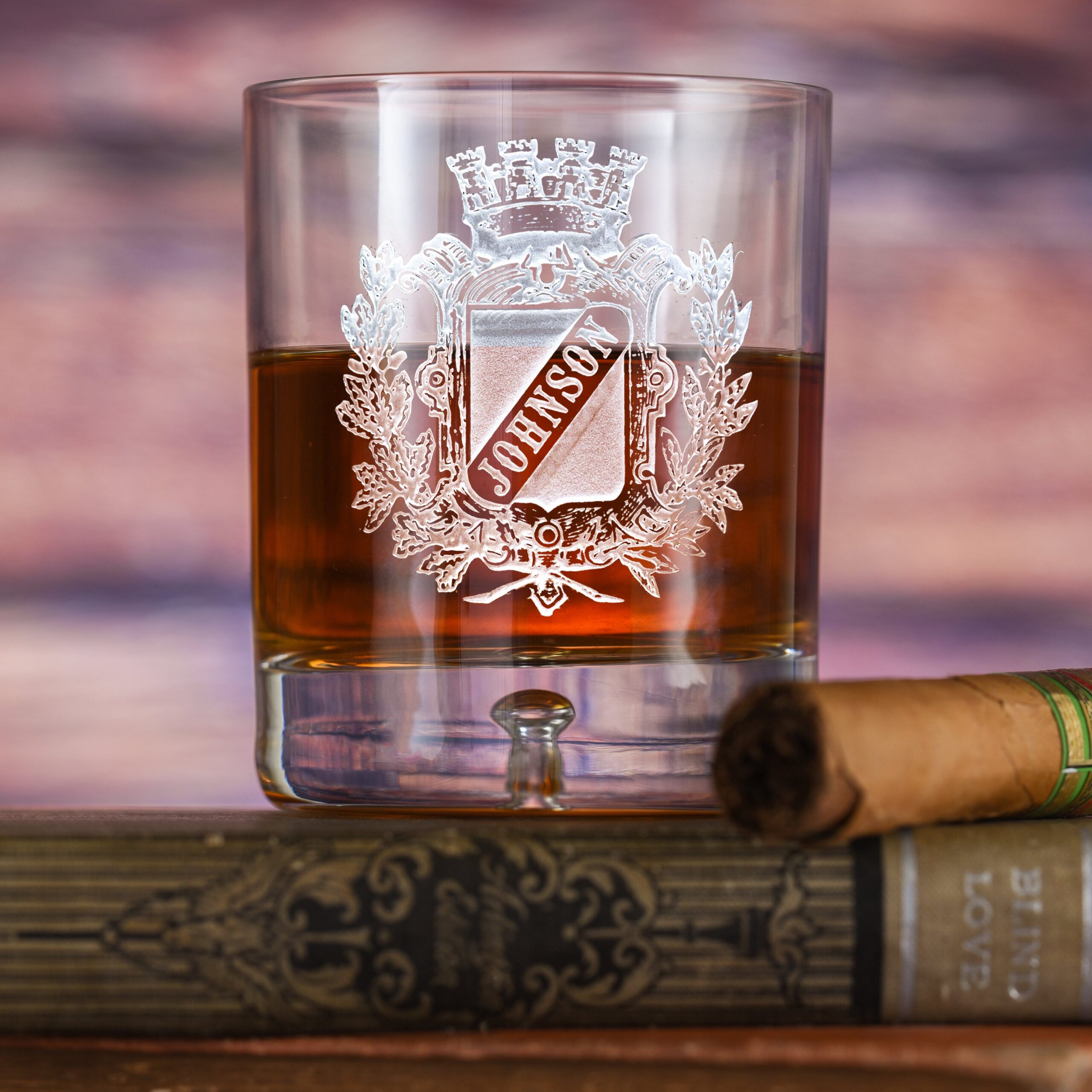 Flyingorbit Engraved Family Crest Crystal Bourbon Glass Set – Set of 4